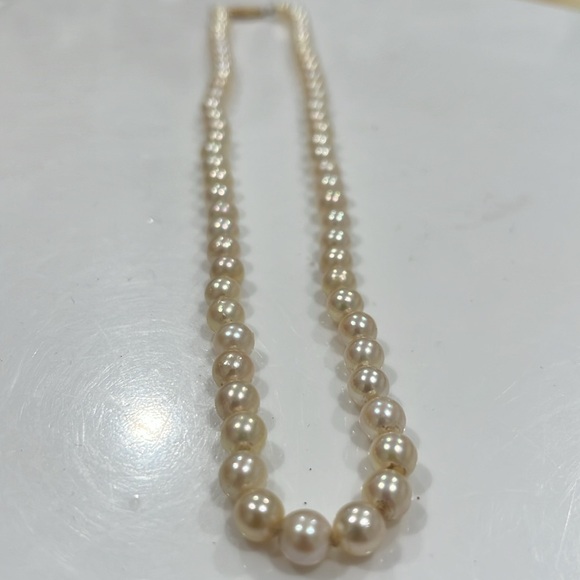 14KT GOLD HAND STRUNG NATURAL CULTURED PEARLS BRAND NEW APROX 18 in. EXQUISITE - Picture 2 of 3